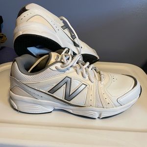 Never worn new balance sneakers